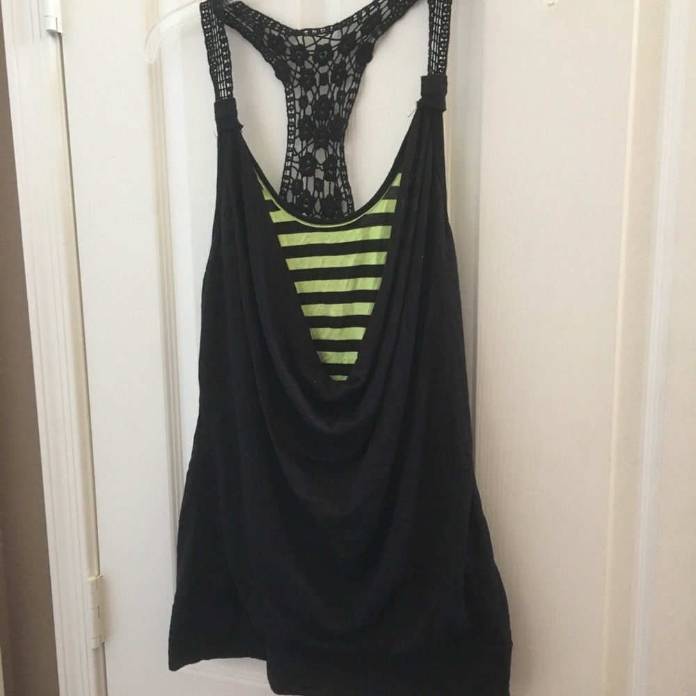 FINAL MARKDOWN No boundaries racer back top xl 15/17